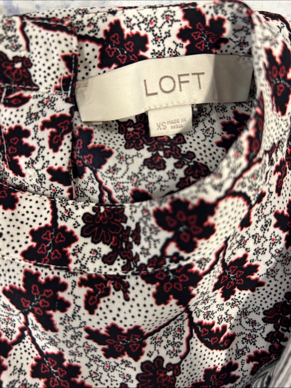 LOFT Blouses - Picture 2 of 3
